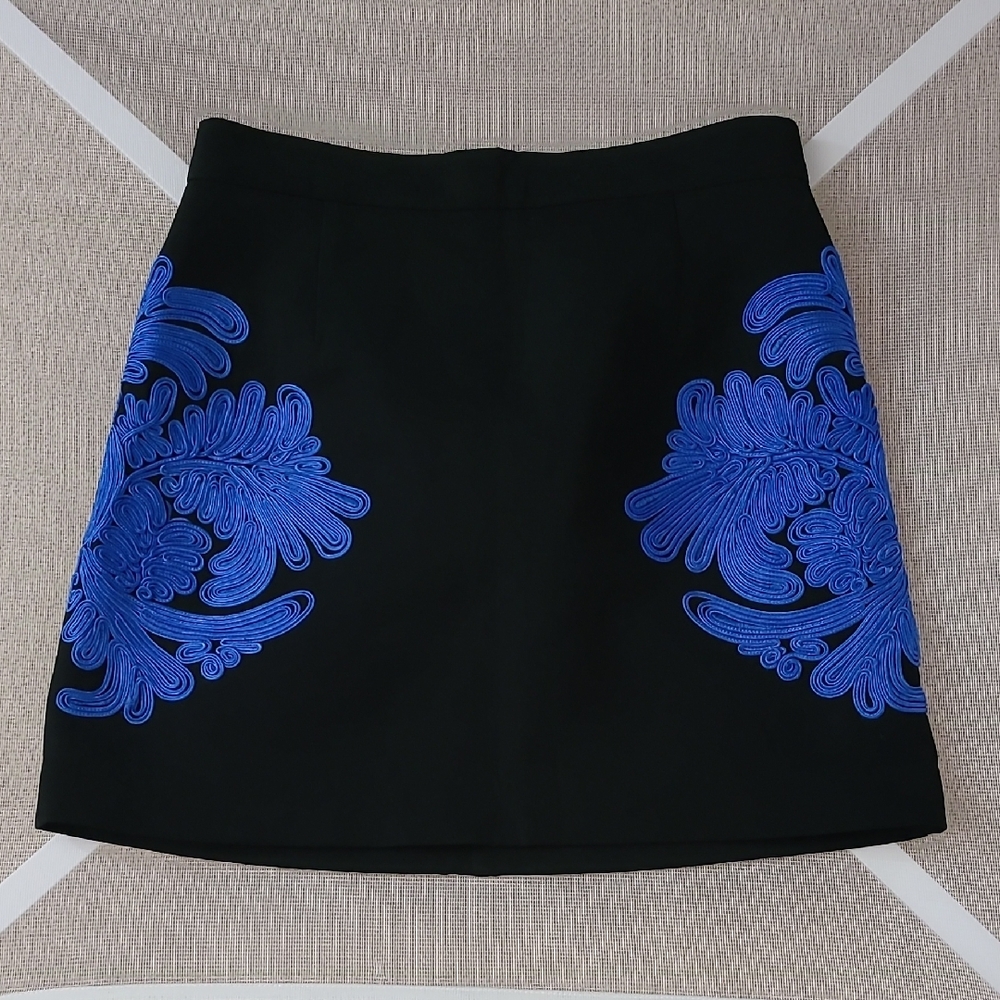 CAMEO Black and Blue Embellished Mini Skirt Size L